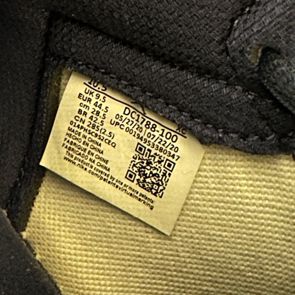 Navy Air Jordan 1 High OG Sneakers - Picture 8 of 11